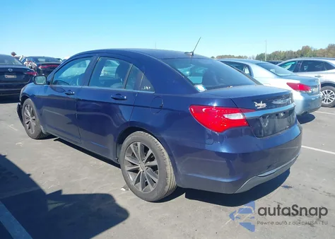 2014 Chrysler 200 Lx z USA, uszkodzony, nr VIN 1C3CCBAB7EN142604